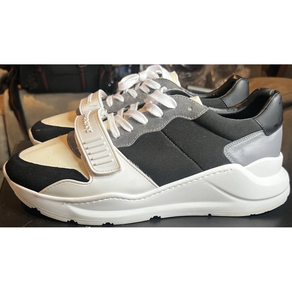BURBERRY REGIS/RAMSEY Beige/White/Neoprene Men's Size 43/U.S. 10 Low Top Sneaker